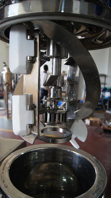 top double direction mixer